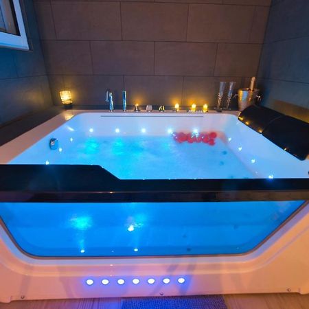 Love Suite And Spa - 戛纳 外观 照片